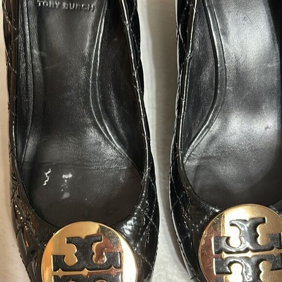 Tory Burch Patent Leather Quilted
Quinn Wedges Black Size 5.5 - Picture 4 of 8